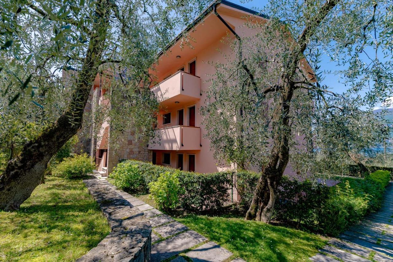 Lake Beth'S House Brenzone sul Garda Luaran gambar